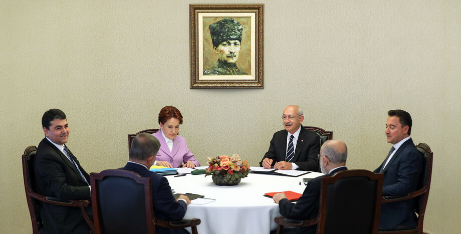 CHP Lideri Kılıçdaroğlu: Ev Sahipliğimizde Gerçekleşen Toplantıya Katılan Tüm Genel Başkanlara Teşekkür Ediyorum