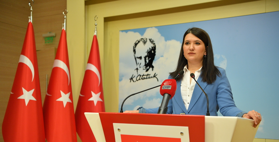 CHP Genel Başkan Yardımcısı Gökçen: “İstanbul Sözleşmesi’ni geri getireceğiz. Çünkü biliyoruz ki biz kadınlar bu ülkede ya eşit yaşayacağız, ya da hiç yaşamayacağız.”