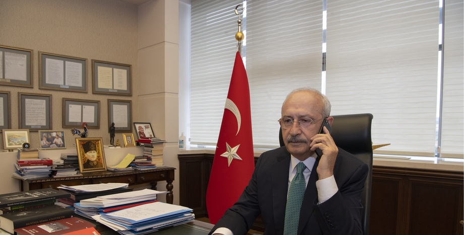 CHP Genel Başkanı Kemal Kılıçdaroğlu’ndan Sinan Çulhaoğlu’na Başsağlığı Telefonu