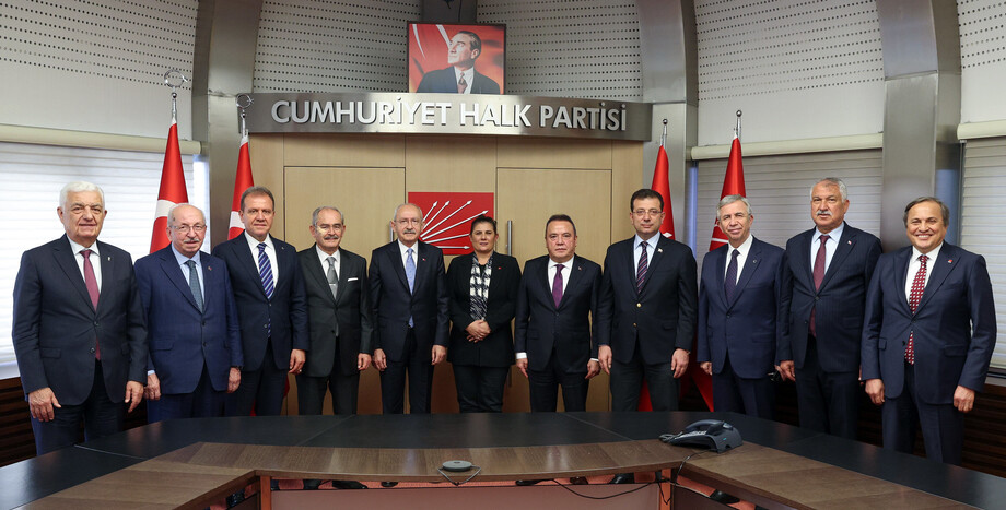 CHP Genel Başkanı Kemal Kılıçdaroğlu, CHP’li Büyükşehir Belediye Başkanlarıyla Bir Araya Geldi