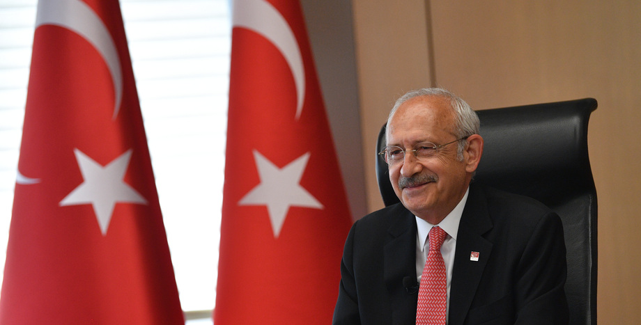 CHP Genel Başkanı Kemal Kılıçdaroğlu, Regaip Kandili'nin Kutladı