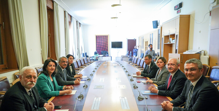 CHP Genel Başkanı ve Cumhurbaşkanı Adayı Kemal Kılıçdaroğlu, HDP Eş Genel Başkanları Buldan ve Sancar’la Görüştü