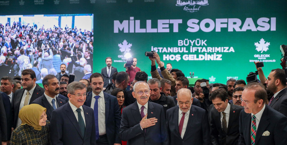 CHP Lideri ve Cumhurbaşkanı Adayı Kılıçdaroğlu, Gelecek Partisi İftar Buluşmasına  Katıldı
