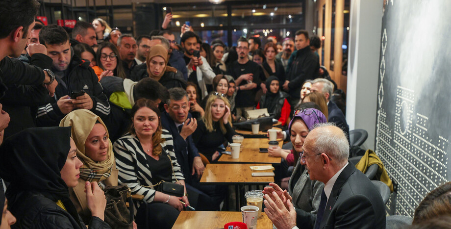 CHP Genel Başkanı ve Cumhurbaşkanı Adayı Kemal Kılıçdaroğlu Konya’da Gençlerle Bir Araya Geldi