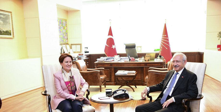CHP Lideri ve Cumhurbaşkanı Adayı Kılıçdaroğlu: "Meral Hanım Güçlü Bir Liderdir, Asena'dır, Böyle Korkutamazsınız"