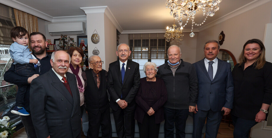 CHP Genel Başkanı ve Cumhurbaşkanı Adayı Kemal Kılıçdaroğlu, Ömer Necati Cengiz ve Ailesini Ziyaret Etti