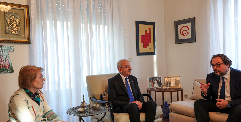 CHP Genel Başkanı ve Cumhurbaşkanı Adayı Kemal Kılıçdaroğlu, Ersin Arıoğlu’nun Ailesine Taziye Ziyaretinde Bulundu