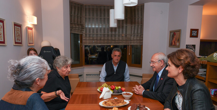 CHP Genel Başkanı Kemal Kılıçdaroğlu, Cevat Yurdakul’un Ailesini Ziyaret Etti