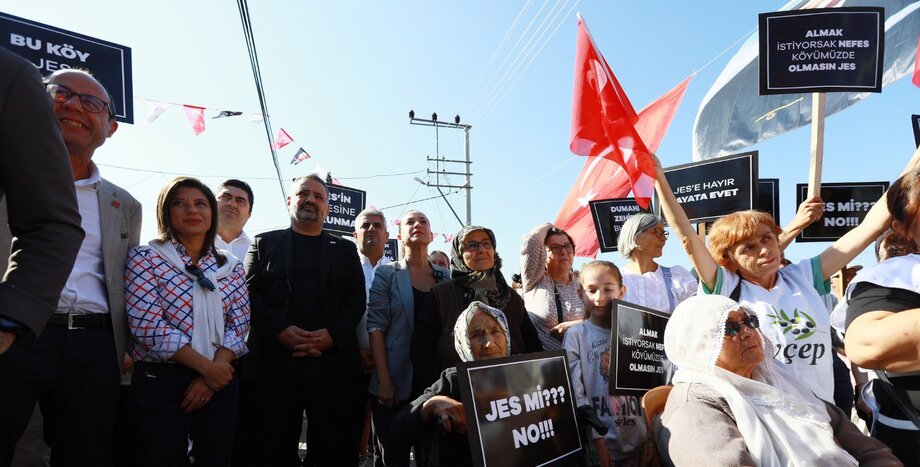 Cumhuriyet Halk Partisi İzmir İl Başkanı Şenol Aslanoğlu JES'e Karşı Mücadele Veren Selçuklulara Yerinde Destek Verdi: "Bu Mücadelenin Gerçek Kahramanları Köylülerimizdir"