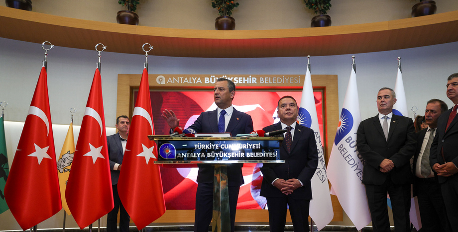 Cumhuriyet Halk Partisi Genel Başkanı Özgür Özel: “Cumhurbaşkanı Adayımızı En Geniş Mutabakatla Belirleyeceğiz”