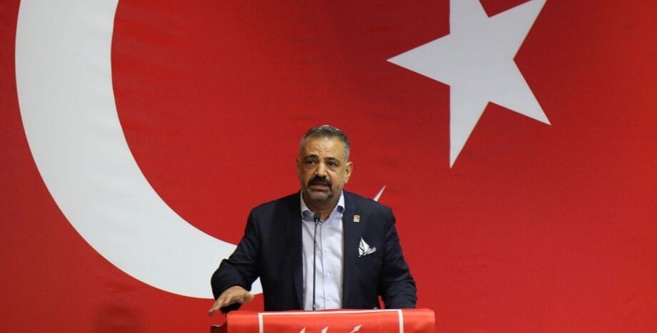 Cumhuriyet Halk Partisi İzmir İl Başkanı Şenol Aslanoğlu'ndan Cumhuriyet Bayramı İçin Çifte Çağrı - " İzmir'i Bayrağımızla Donatalım Meydanları Dolduralım"