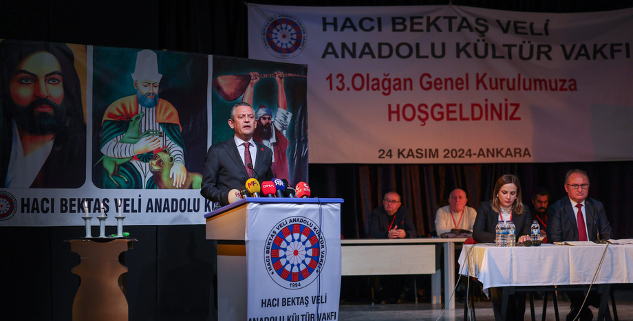 CHP Lideri Özgür Özel: “Asıl Mesele Bu Ülkenin Eşit ve Onurlu Vatandaşları Olduğunu Kabul Edecek Dirayeti Göstermek”