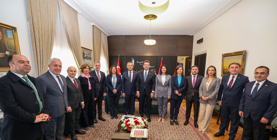 CHP Genel Başkanı Özgür Özel, TBB ve İBB Başkanı Ekrem İmamoğlu ile Beraberindeki Heyeti Kabul Etti