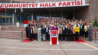 CHP,Kadın Kolları Genel Başkanı,Aylin Nazlıaka,4 Ağustos 2024,15’inci Olağan Kurultay,adaylık açıklaması