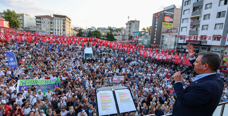 Cumhuriyet Halk Partisi,CHP Genel Başkanı,Özgür Özel,Bursa,Mustafakemalpaşa,Gazi Mustafa Kemal Atatürk,Cumhurbaşkanı Erdoğan,Karacabey Ovası,emekli emekçi çiftçi mağdur,sırtındaki küfeyi istiyoruz,Ekrem İmamoğlu,gıda ambargosu,Türkiye İttifakı,chp.org.tr,CHP kurumsal web sitesi