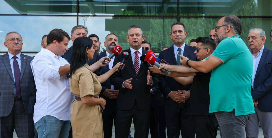 CHP Genel Başkanı Özgür Özel: “Bugünden Seçimin Gününü Söyleyelim; Bir Sene Anlatalım, En Büyük Hakem Kararı Versin”