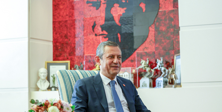 CHP Genel Başkanı Özgür Özel'den Cumhuriyet Bayramı Telefonu 