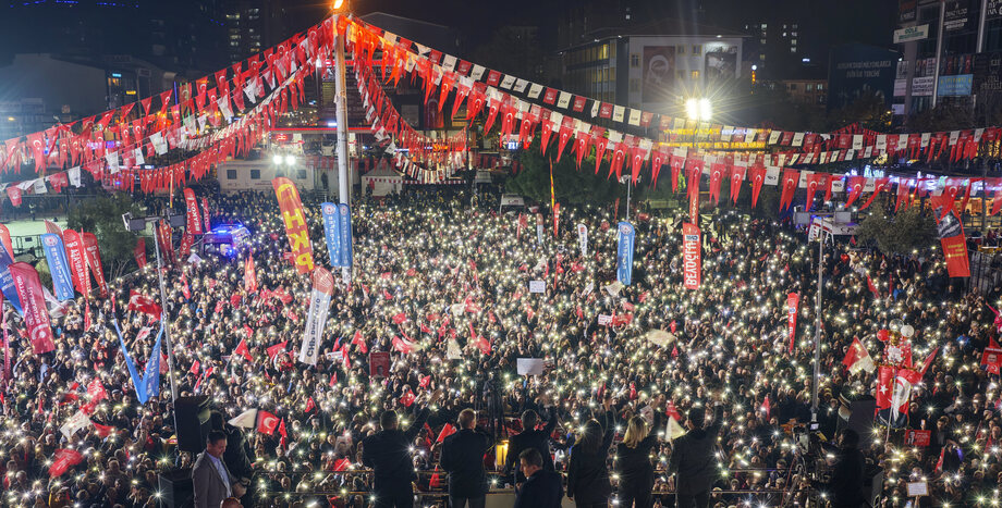 CHP Genel Başkanı Özgür Özel: “Artık Bu Zulüm Yeter; Herkes İçin Tahliye ve Tutuksuz Yargılama Bekliyoruz”