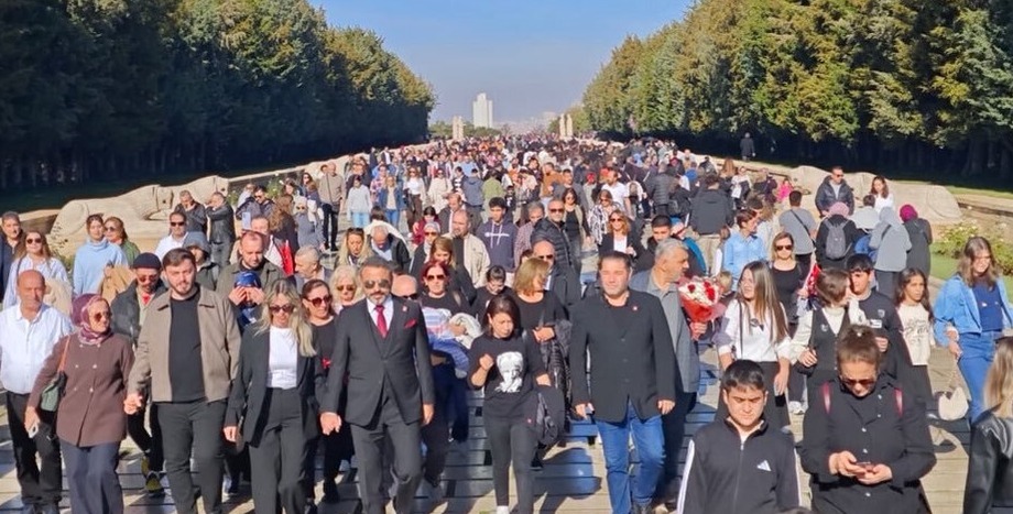 Atamızı Anıtkabir’de Ziyaret Ettik