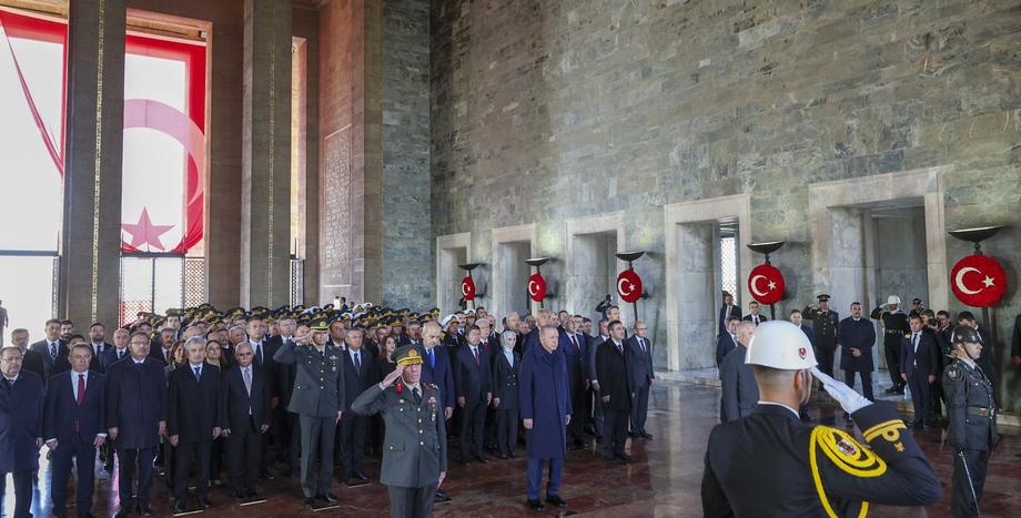 CHP Genel Başkanı Özgür Özel, 10 Kasım Anıtkabir Resmî Törenine Katıldı