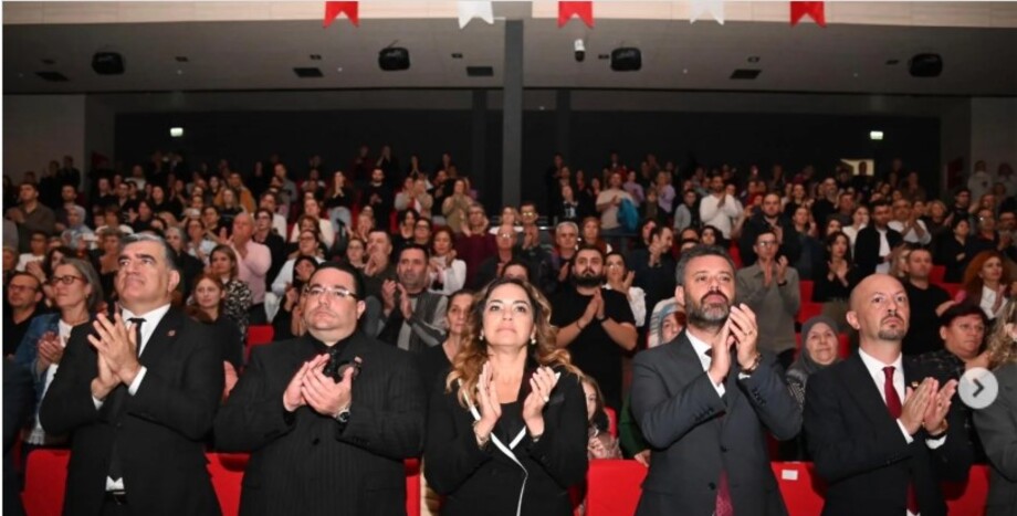 "Kemal" Tiyartro Oyunu Büyüledi