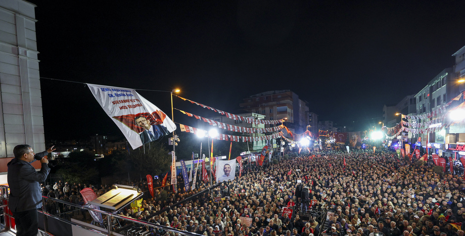 CHP Lideri Özgür Özel: “Cesaretiniz Varsa Yargılamaları Canlı Yayınlayın, Millet Haklıyı Da Görsün İftiracıyı Da”