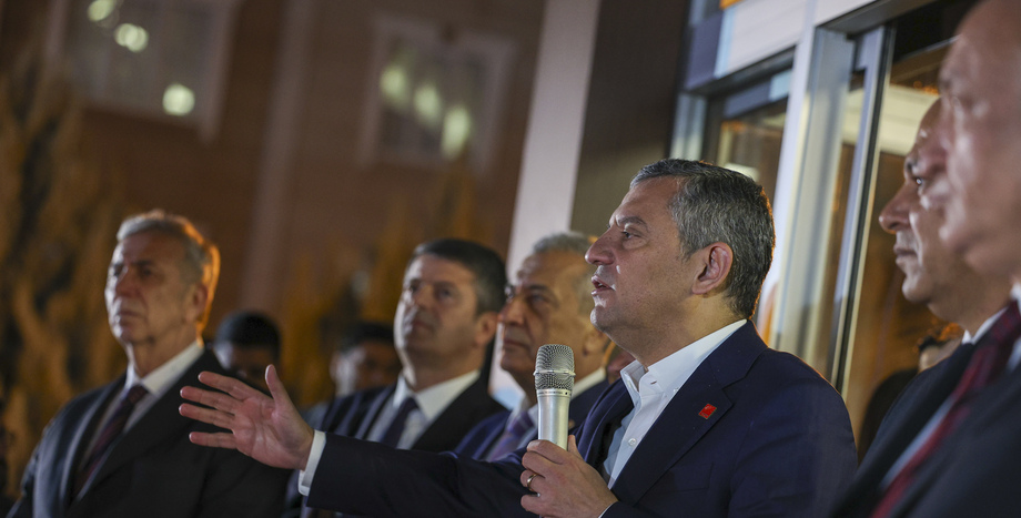 CHP Lideri Özgür Özel: "Yapılacak İlk Genel Seçimlerde Cumhurbaşkanı Adayımız En Az Yüzde 60 Oyla Seçilecek"