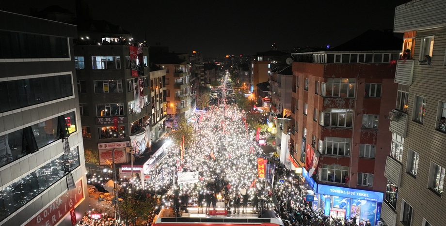 CHP Lideri Özgür Özel: “Yapamıyorsan Getir Sandığı, Yapacaklar Göreve Hazır; Yönetemeyenden Cumhurbaşkanı Olmaz”