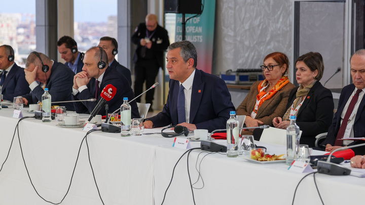 Özgür Özel Brussels speech,CHP Leader PES meeting,Turkey opposition leader Brussels,Özgür Özel authoritarianism,European Socialists Leaders Meeting,Turkish democracy struggle,Ekrem İmamoğlu prison sentence international reaction,PES meeting Brussels 2025,PES,Democracy,TurkeyEU,EkremImamoglu,SocialDemocracy,EuropeanSecurity,AntiAuthoritarianism