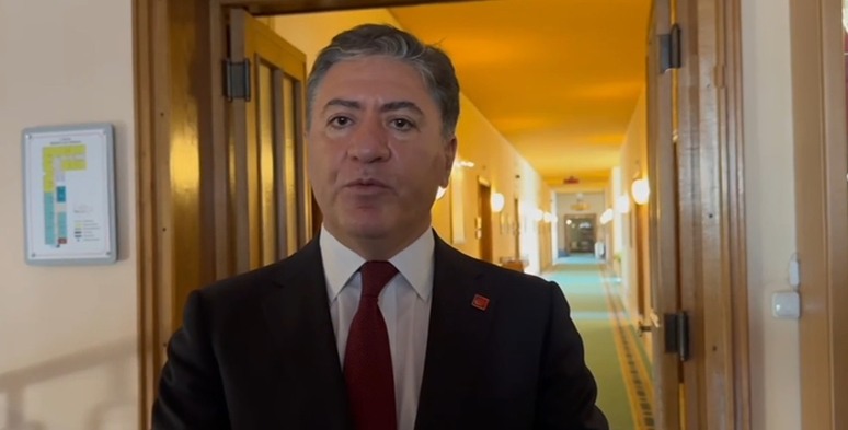 CHP raporu,Murat Emir açıklaması,TBMM demokrasi raporu,Milli Dayanışma Kardeşlik ve Demokrasi Komisyonu,Terörle Mücadele Yasası değişikliği,kayyum uygulaması son dakika,AYM kararları,AİHM kararları,Tayfun Kahraman,yargıda tazminat hukuku,CHP DEM Parti ilişkisi,seçim yasası değişikliği,Yüksek Seçim Kurulu yetkileri,siyasi partiler yasası,toplumsal barış önerileri,Umut hakkı nedir,infaz yasası değişikliği,terörün kalıcı olarak bitmesi,meşru aktörler tartışması