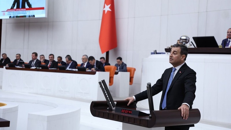 Burhanettin Bulut,CHP,TBMM Genel Kurulu,2026 Bütçe Görüşmeleri,Tele1,Merdan Yanardağ,Kayyum,Basın Özgürlüğü,Yargı,Demokrasi,Haber Alma Hakkı,Medya,Son Dakika 