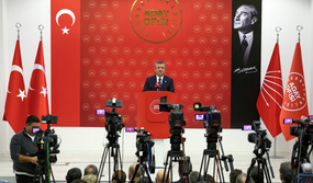 CHP,Cumhuriyet Halk Partisi,Lider,Genel Başkan,Özgür Özel,Erken Seçim,Ekrem İmamoğlu,Cumhurbaşkanlığı Aday Ofisi,CAO,Gölge Kabine Çalışmaları,Politika Kurulları,Siyasi yasak tepkisi,39 Bin Lira Asgari Ücret,Vergi Reformu,Seçim Barajı %3'e düşecek,İktidar Yürüyüşü,Ekrem İmamoğlu adaylık süreci,Özgür Özel erken seçim açıklaması,CHP asgari ücret önerisi 2026,CHP iktidar programı,tarımda ÖTV'siz mazot,vergi adaleti taahhüdü, Kürt sorunu demokratik çözüm,Alevi eşit yurttaşlık talebi,bütçe konuşması eleştirisi,2026 bütçe müzakereleri.