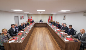 CHP Genel Başkanı,Cumhurbaşkanlığı Aday Ofisi,CAO,Ekrem İmamoğlu,Yürütme Kurulu,Özgür Özel,İlk Toplantı,İktidar Hazırlığı,Liyakatlı Kadrolar,Sosyal Medya Açıklaması