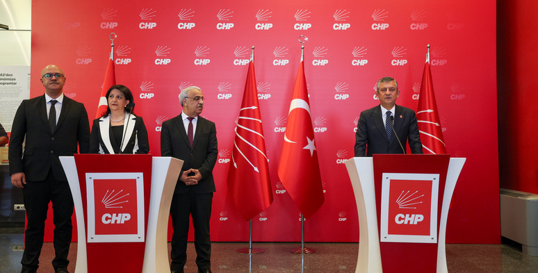 CHP ,Özgür Özel,Genel Başkan,Ankara,DEM PArti,İmralı Heyeti,KArdeşlik,Toplumsal Barış,Huzur,Eşit Vatandaşlık,Kürt Meselesi,Demokrasi,Gelecek Umudu