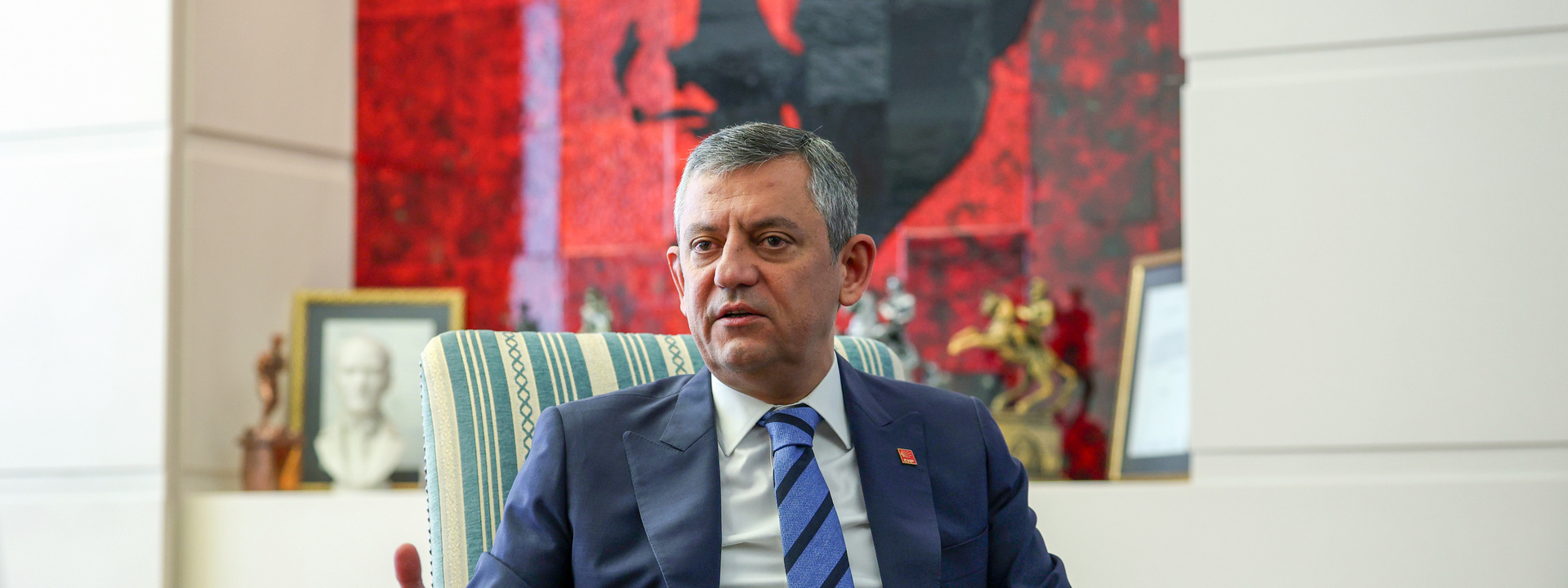 Özgür Özel açıklaması,Bilge Kağan Şarbat neden tutuklandı,CHP asgari ücret protestosu,Kadıköy asgari ücret eylemi,Gençlik Kolları tutuklama