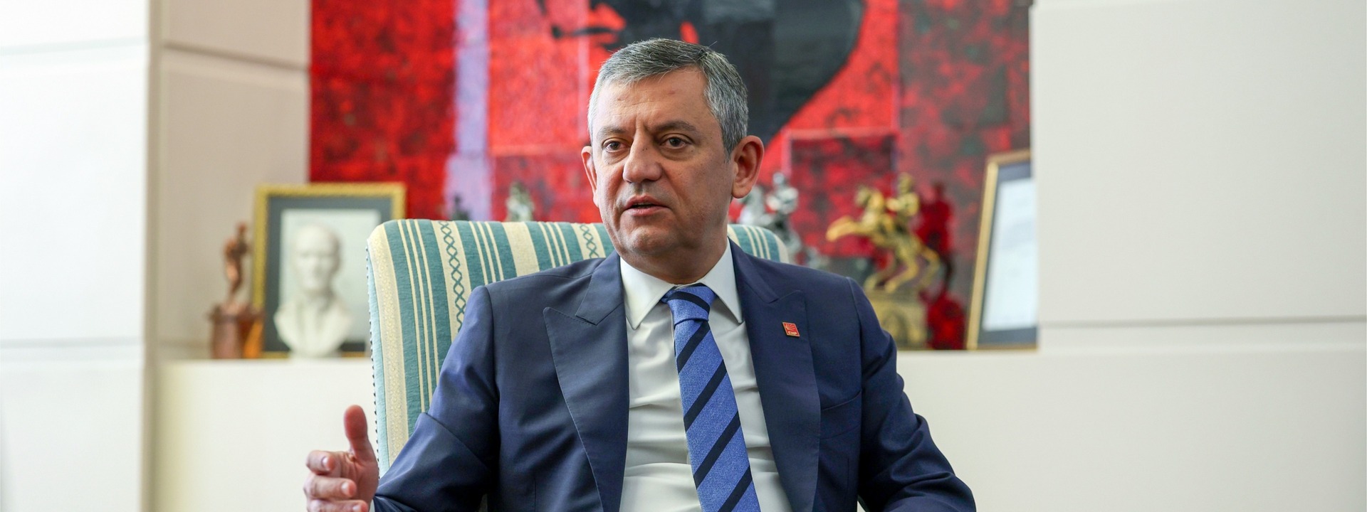 Özgür Özel açıklaması,Bilge Kağan Şarbat neden tutuklandı,CHP asgari ücret protestosu,Kadıköy asgari ücret eylemi,Gençlik Kolları tutuklama