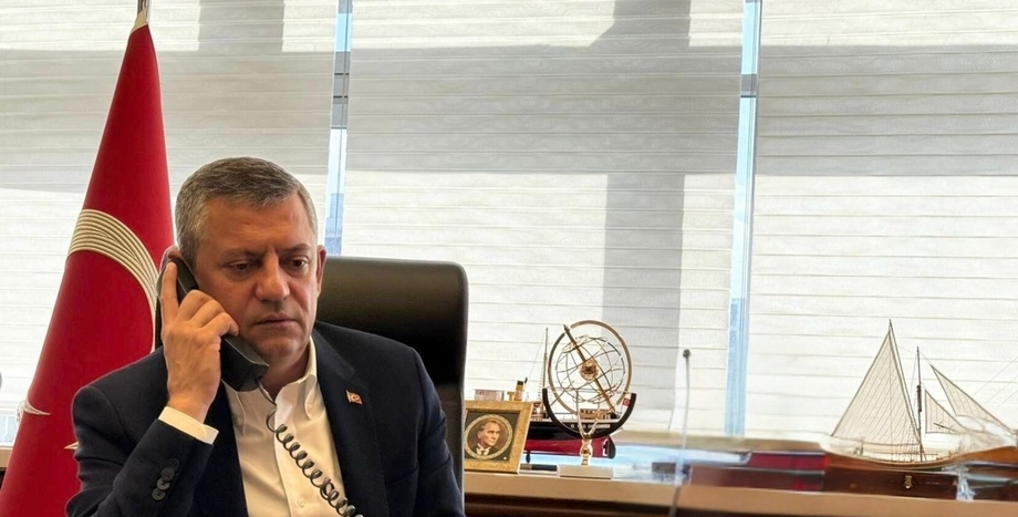 CHP Genel Başkanı Özgür Özel, Yalova Valisi ve Emniyet Müdürü ile Görüştü