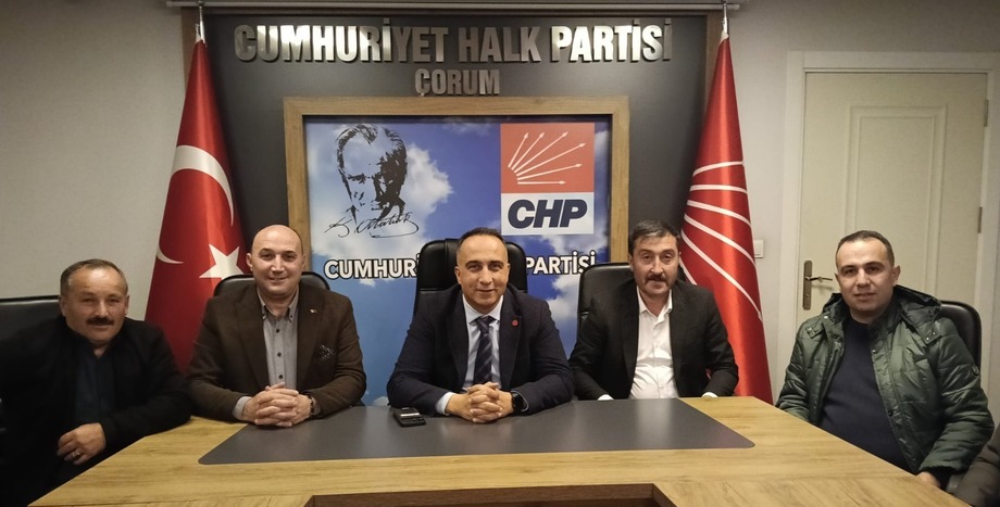 MUHTARLARDAN CHP’YE KUTLAMA ZİYARETİ