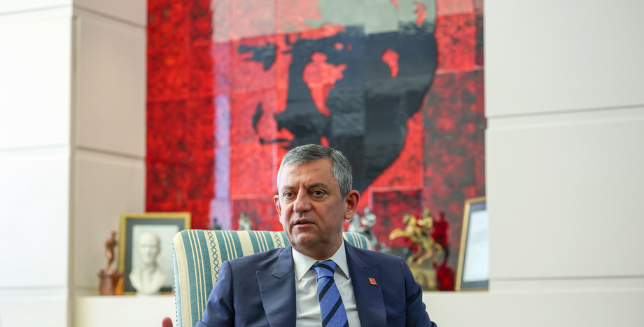 Cumhuriyet Halk Partisi Genel Başkanı Özgür Özel, Manisa'ya Gitti