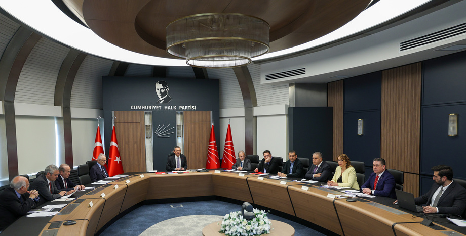 CHP Genel Başkanı Özgür Özel, Dış Politika Danışma Kurulu Toplantısına Başkanlık Etti