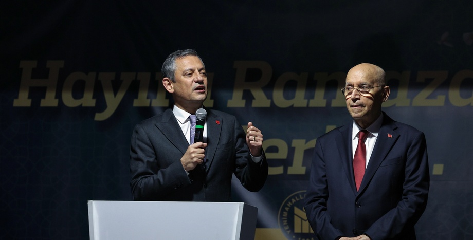 CHP Genel Başkanı Özgür Özel: “İkramiye 33 Kilo Hurma Alıyordu, 6 Kiloya Geriledi” 