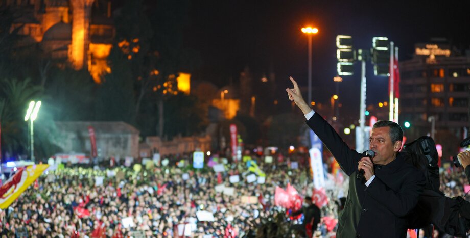 CHP Lideri Özgür Özel: “Ekrem Başkan’a ve İrademize Sahip Çıkmak İçin Maltepe’de Buluşacağız, Tarih Yazacağız”