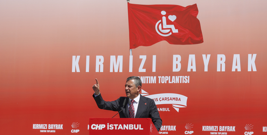 CHP Lideri Özgür Özel: “Milletin Gönlünde Beraat Etmiş Ekrem İmamoğlu’nu İftiralarla Mahkûm Edemezsin”