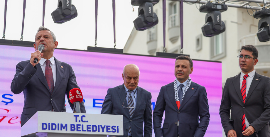 CHP Lideri Özgür Özel: “Cumhuriyet Halk Partisi, ‘Yaşasın Tam Bağımsız Türkiye’ Diyebilenlerin Partisidir”