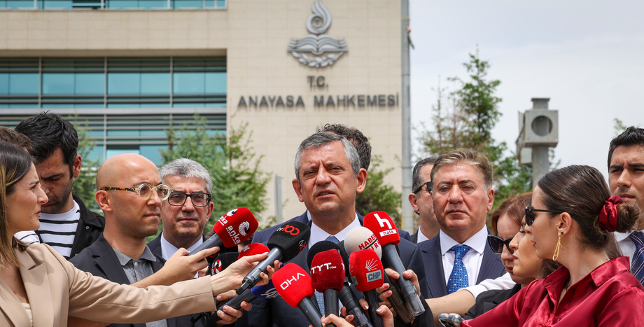 CHP Genel Başkanı Özgür Özel: “Anayasa Mahkemesi’ne Adeta ‘Düşünün, Sizi Ben Atadım’ Diyor”