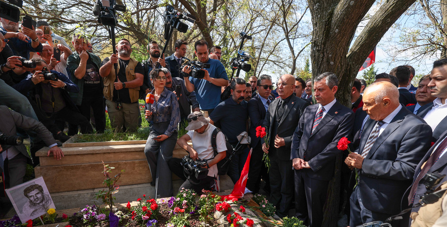 CHP Genel Başkanı Özgür Özel, Üç Fidan'ı Anma Törenine Katıldı
