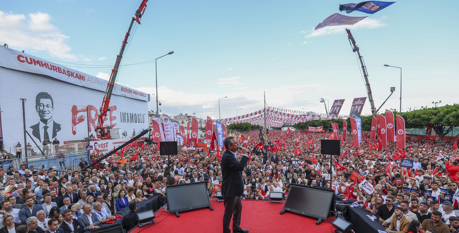 Cumhuriyet Halk Partisi Genel Başkanı Özgür Özel: “Ekrem Başkan Bizim Çoban Yıldızımızdır”
