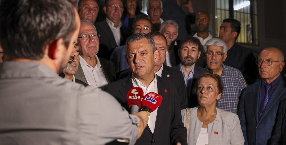 Cumhuriyet Halk Partisi Genel Başkanı Özgür Özel: “Bu Tartışmadan Ne Partiye, Ne Ülkeye Fayda Yok”