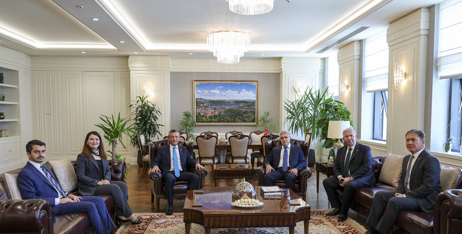 CHP Genel Başkanı Özgür Özel, Yargıtay Cumhuriyet Başsavcısı Şentürk’ü Ziyaret Etti