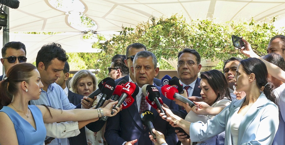 Cumhuriyet Halk Partisi Genel Başkanı Özgür Özel: “Erdoğan Devleti Çaldırmış, Bize, ‘Devlete Saldırmayın’ Diyor”